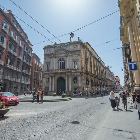 나폴리 Palazzo Doria D'Angri B&B 외부 사진