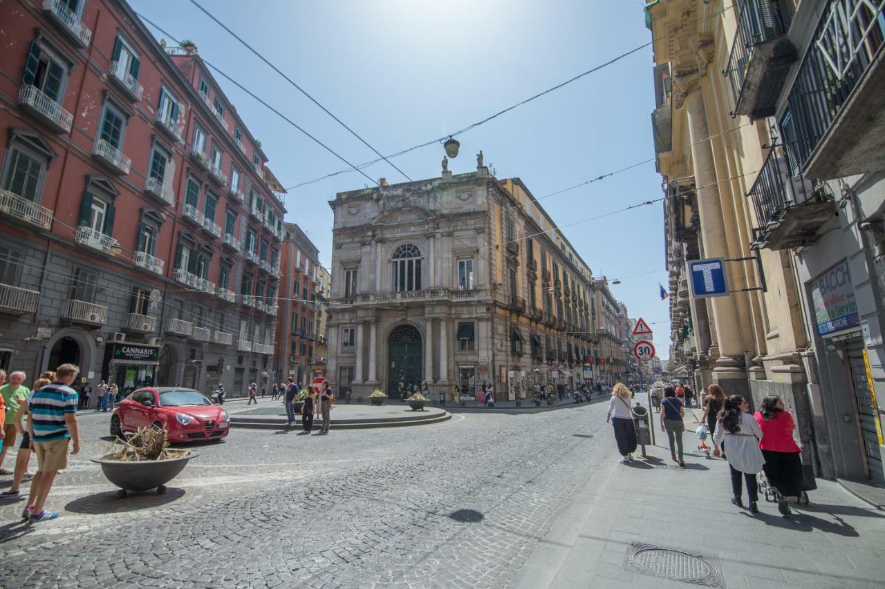 나폴리 Palazzo Doria D'Angri B&B 외부 사진